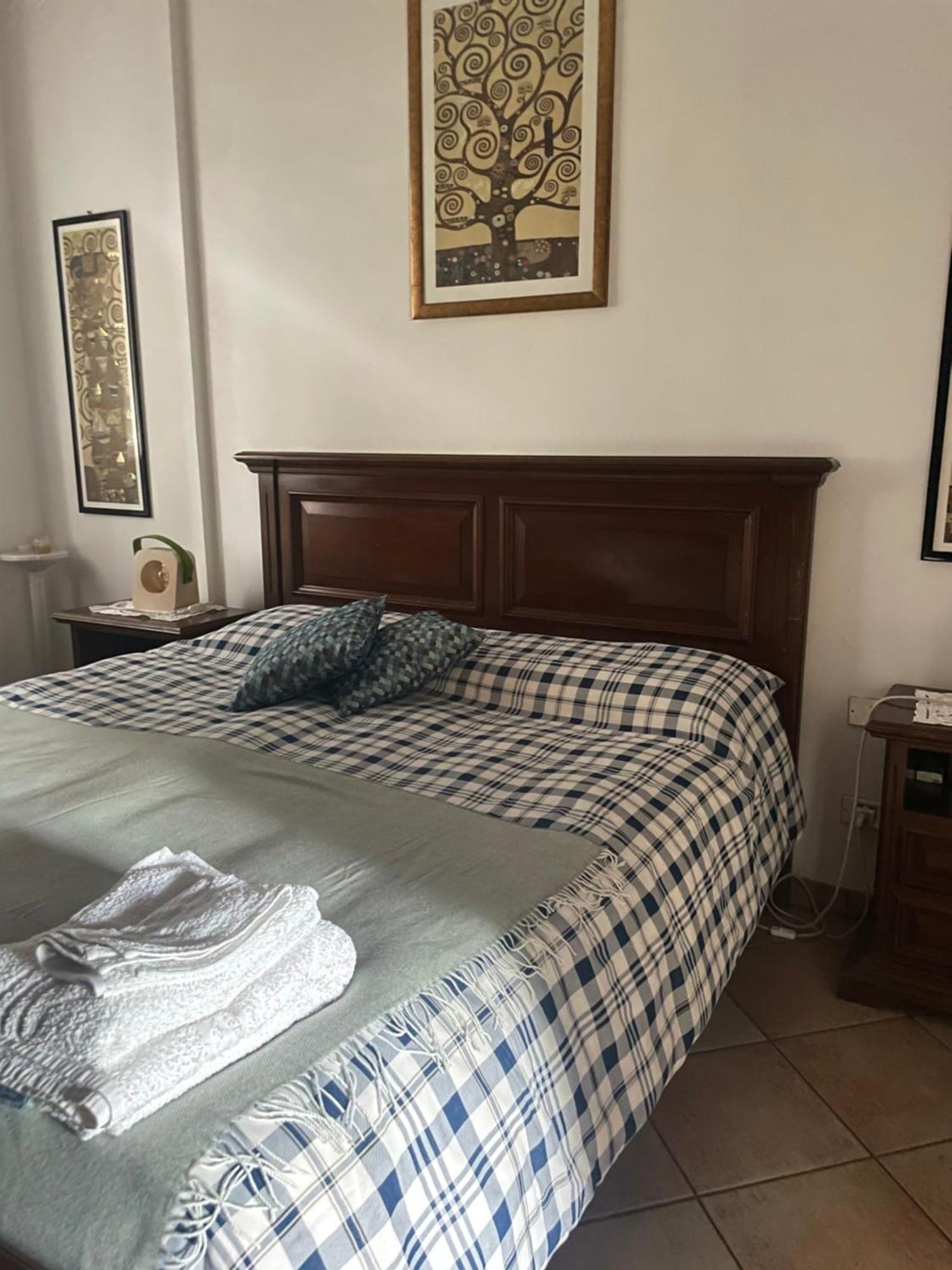 Il Giardino Di Emilia - Intero Appartamento In Villa Con Giardino Privato E Piscina Estiva Pontirolo Nuovo Exterior foto